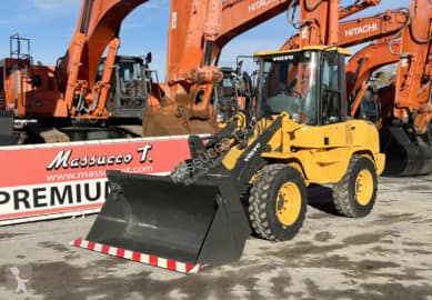 Volvo L 30