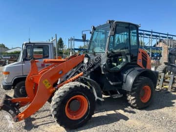 Komatsu W 100