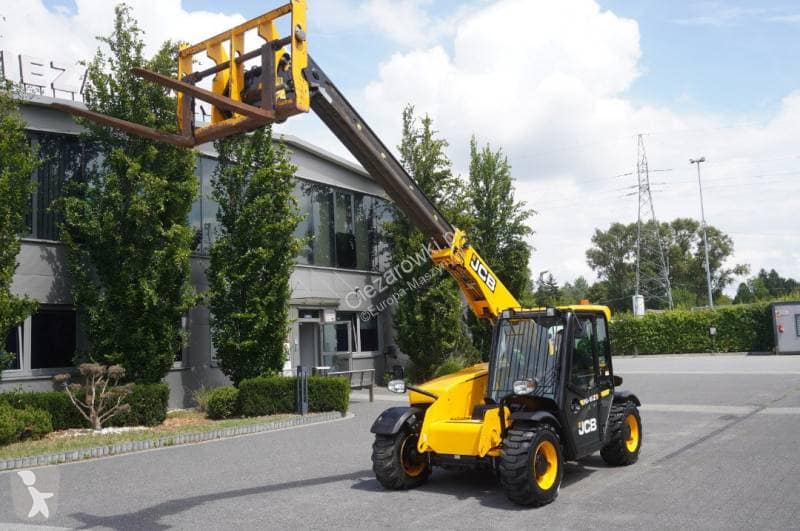 JCB