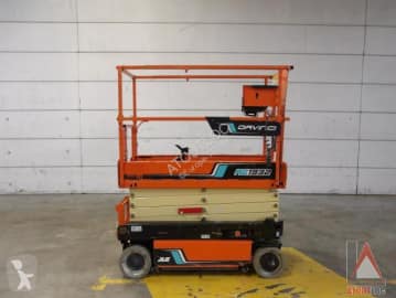 JLG