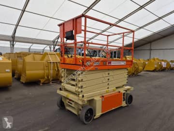 JLG
