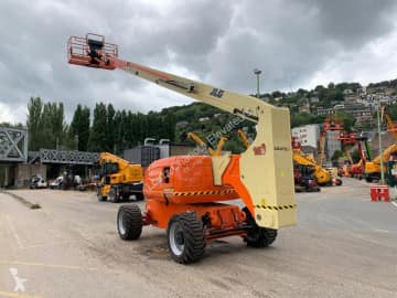 JLG 800AJ