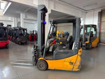 Jungheinrich EFG 216k 450 DZ