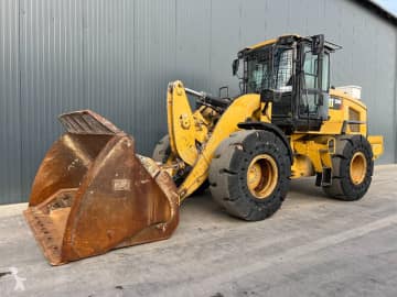 Caterpillar 930