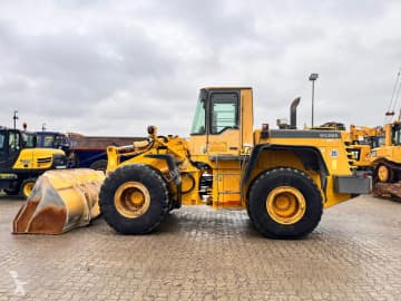 Komatsu WA380