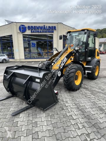 JCB 409