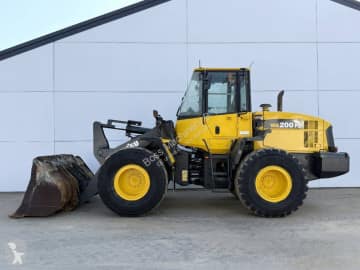 Komatsu WA200PZ6