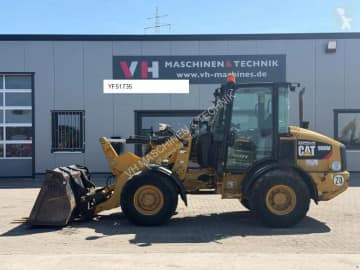 Caterpillar 906